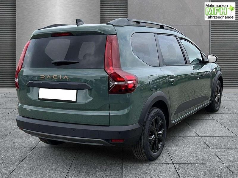 Neu Dacia Jogger Extreme 141 PS (103 kW) 2025 Safarigrüngrau Van / Kleinbus