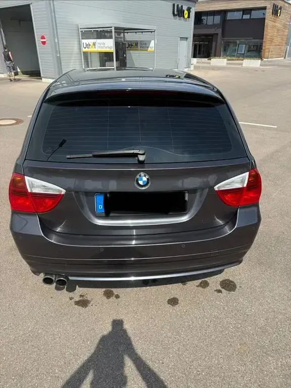 Gebraucht BMW 330 M Sport 258 PS (189 kW) 2006 Grau Kombi