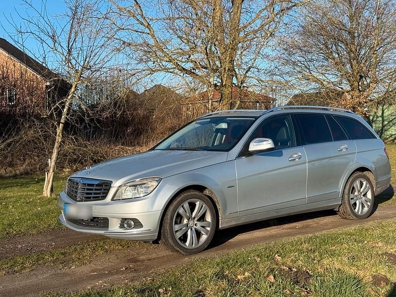 Gebraucht Mercedes C320 Elegance 224 PS (164 kW) 2008 Silber Kombi