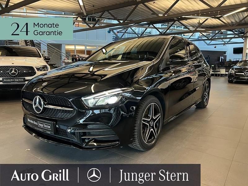 Schwarz Gebraucht 2020 Mercedes B250e AMG Van / Kleinbus | 23.690 € (Fairer Preis) - Bild 1/4