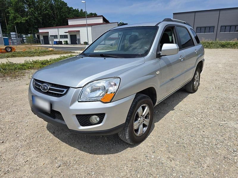 Gebraucht Kia Sportage 150 PS (110 kW) 2009 Silber SUV