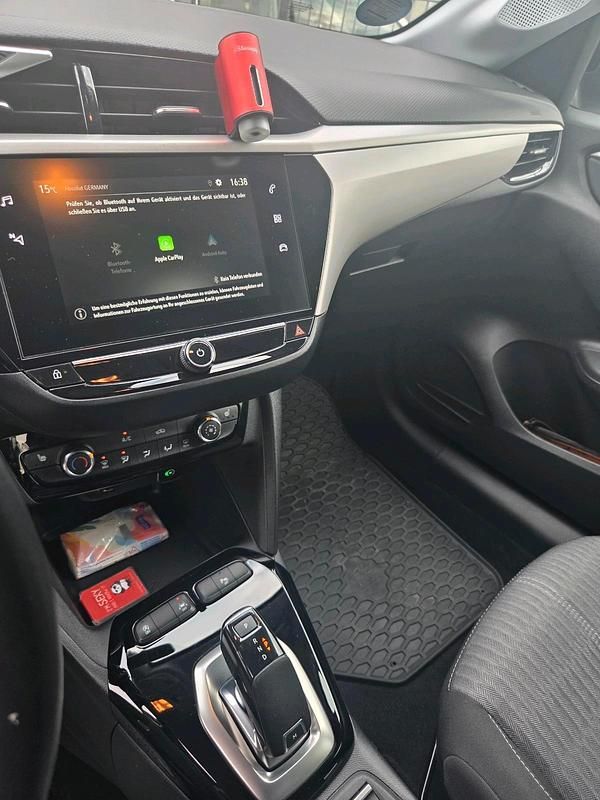 Gebraucht Opel Corsa 74 PS (54 kW) 2021 Weiß Kleinwagen