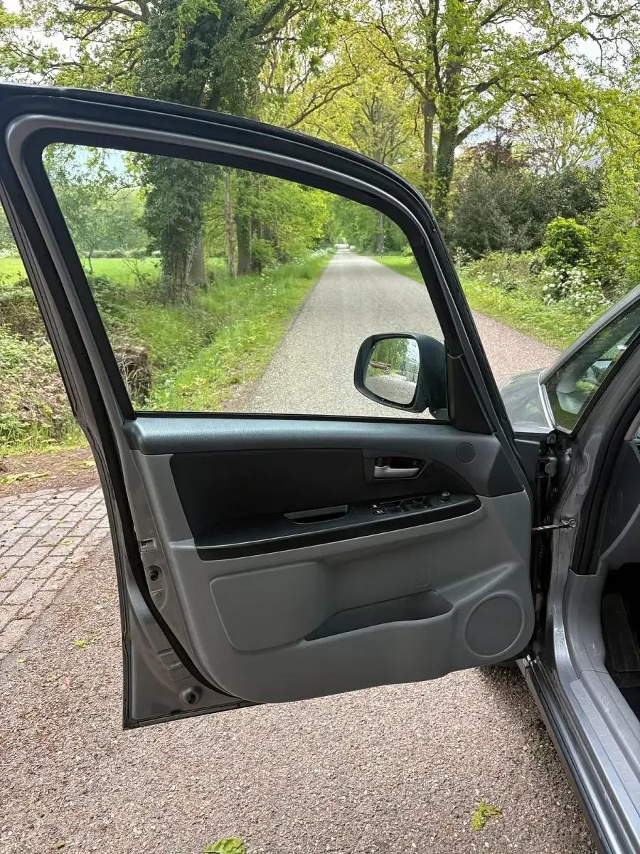 Gebraucht Suzuki SX4 130 PS (95 kW) 2006 Grau SUV
