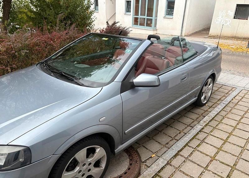 Gebraucht Opel Astra 147 PS (108 kW) 2003 Silber Cabrio