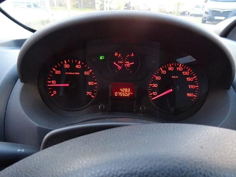 Gebraucht Peugeot Expert 128 PS (94 kW) 2014 Blanc banquise Van