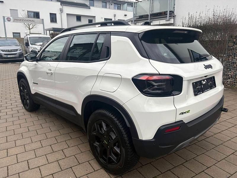 Neu Jeep Avenger 145 PS (106 kW) 2026 Weiß SUV