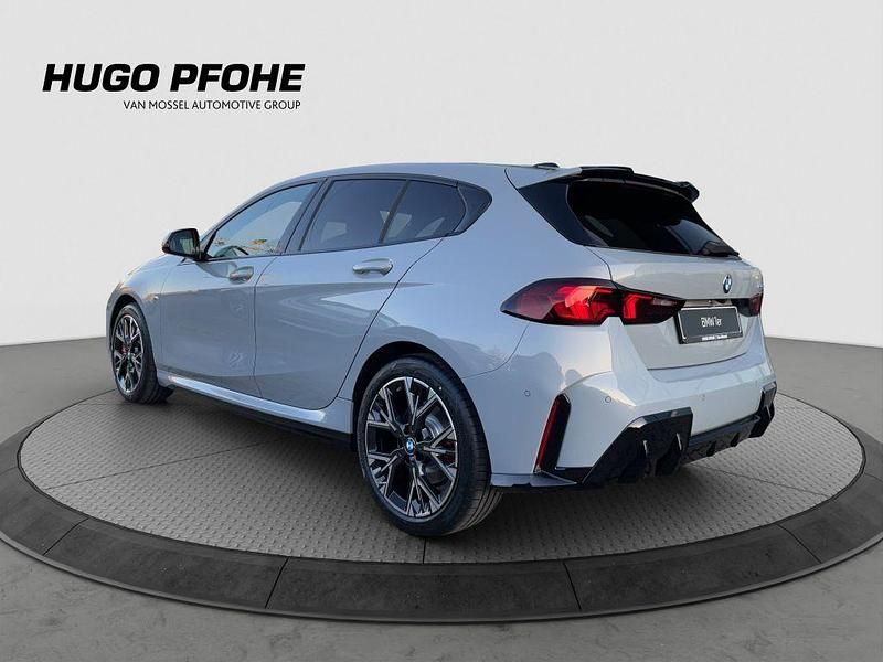 Gebraucht BMW 120 Performance 170 PS (125 kW) 2025 Grau Kleinwagen