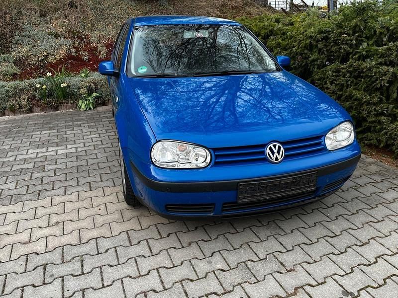 Gebraucht VW Golf IV 77 PS (56 kW) 2000 Blau Limousine