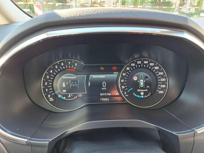 Usado Ford S-MAX Titanium 150 HP (110 kW) 2023 Preto Monovolume