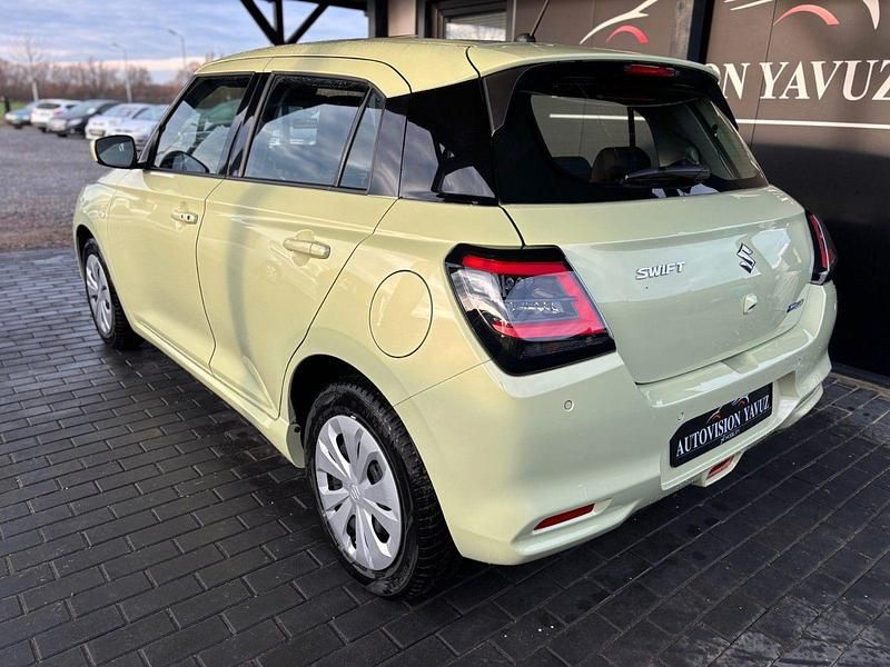 Gebraucht Suzuki Swift 83 PS (61 kW) 2024 Gelb Kleinwagen