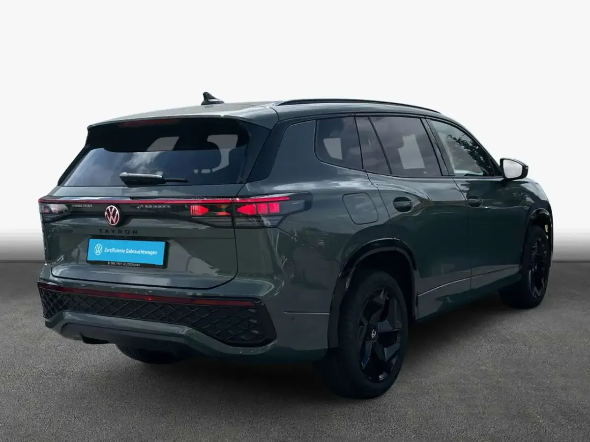 Gebraucht VW Tayron R-line 193 PS (141 kW) 2026 Cipressinogrün metallic SUV