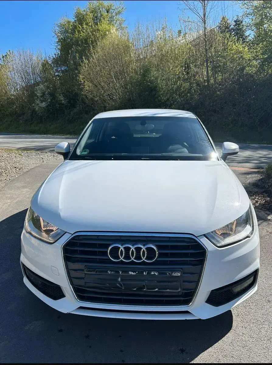 Gebraucht Audi A1 125 PS (91 kW) 2015 Weiß Kleinwagen