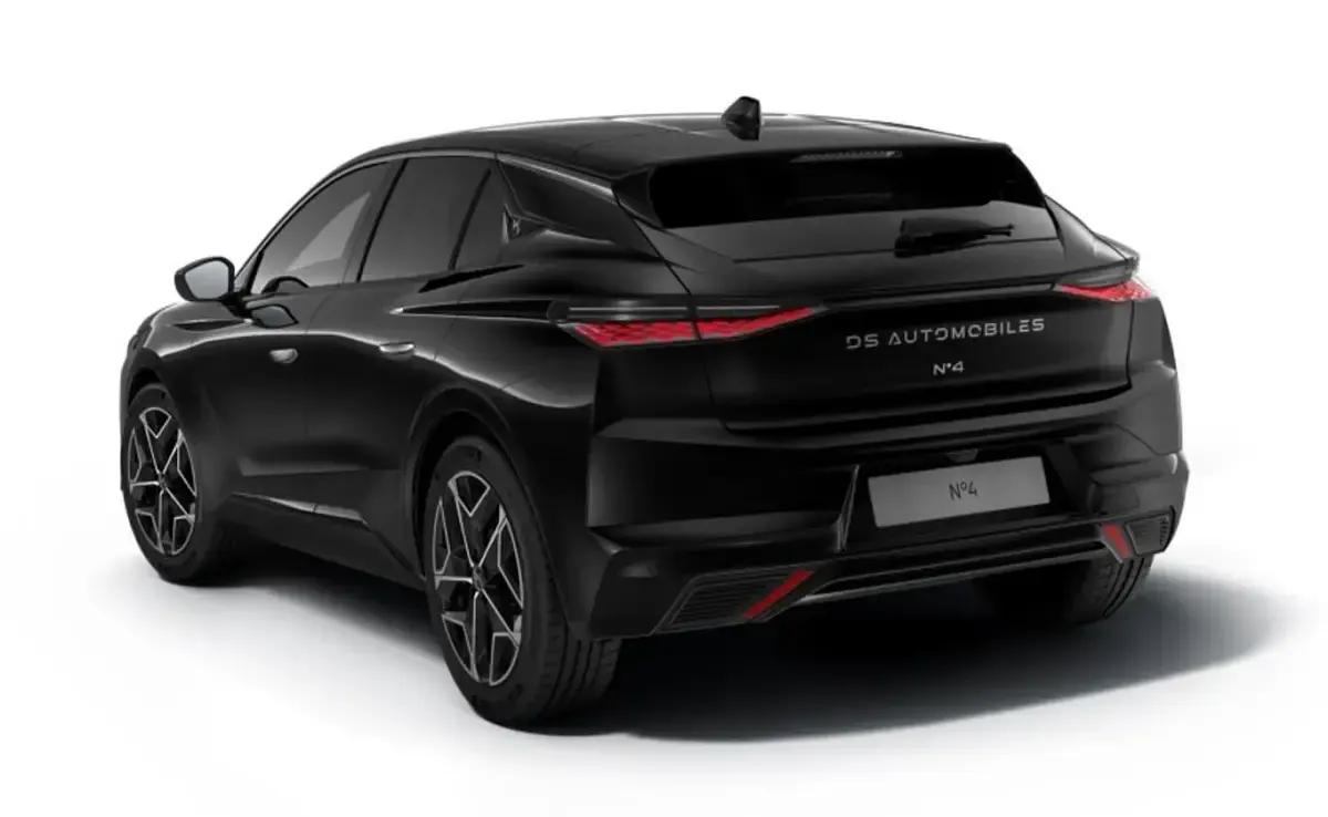 Neu DS Automobiles DS4 145 PS (106 kW) 2026 Perla nera schwarz metallic Limousine
