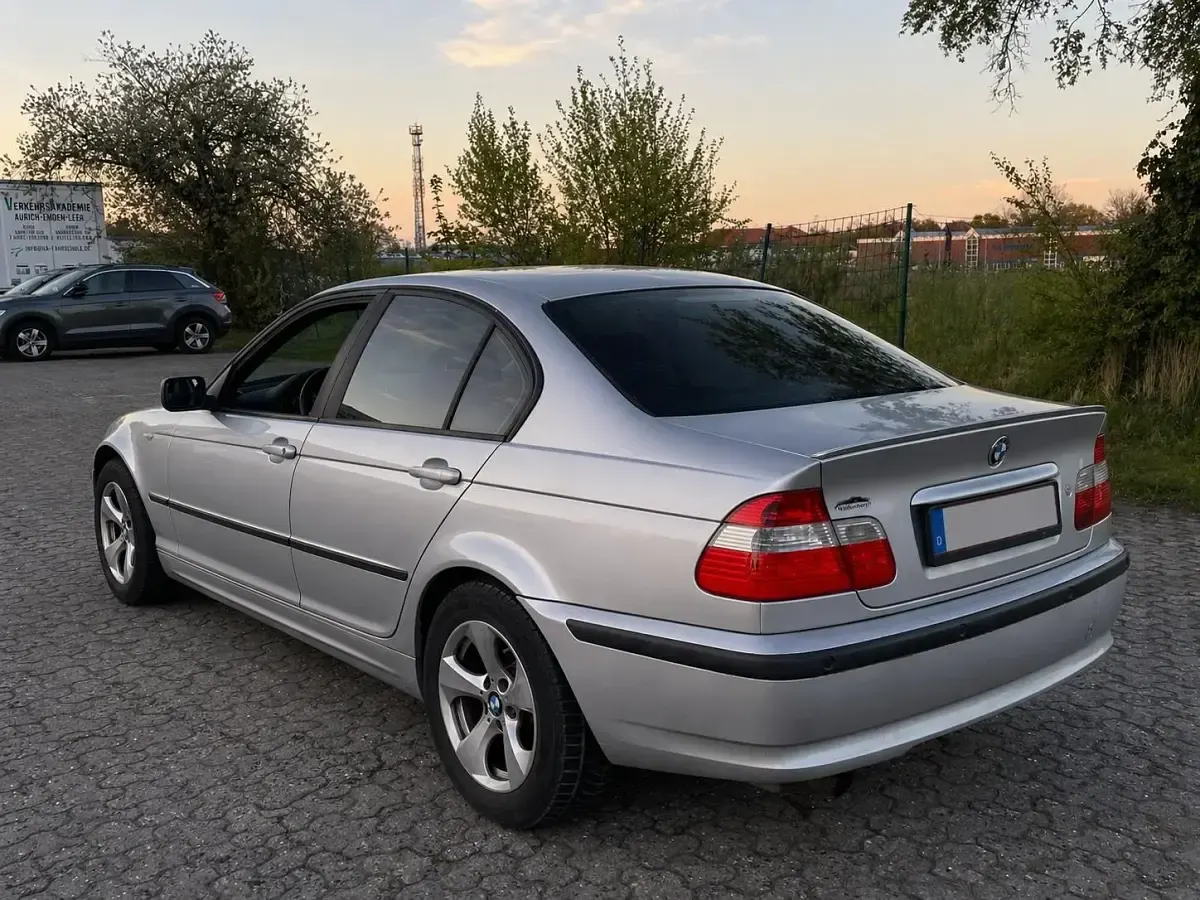 Brugt BMW 316 116 HK (85 kW) 2003 Sølv Sedan