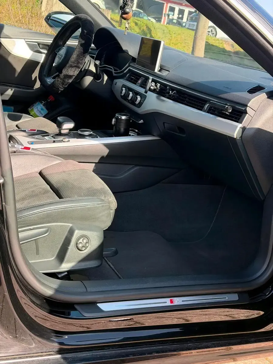 Gebraucht Audi A5 Sport 190 PS (139 kW) 2017 Schwarz Coupé