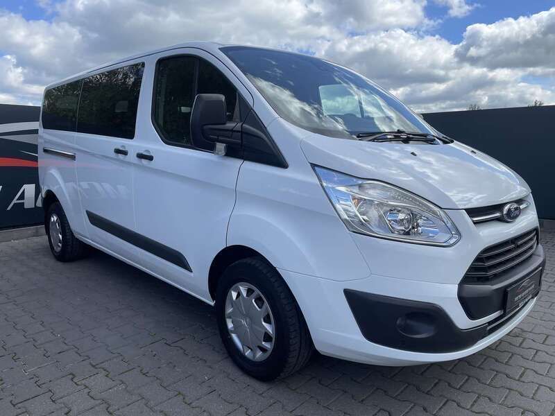 Gebraucht Ford Transit Custom Trend 131 PS (96 kW) 2017 Frostweiß Kombi