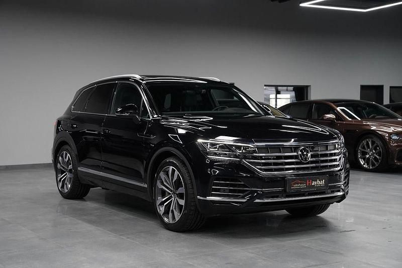 Gebraucht VW Touareg 381 PS (280 kW) 2022 Schwarz SUV