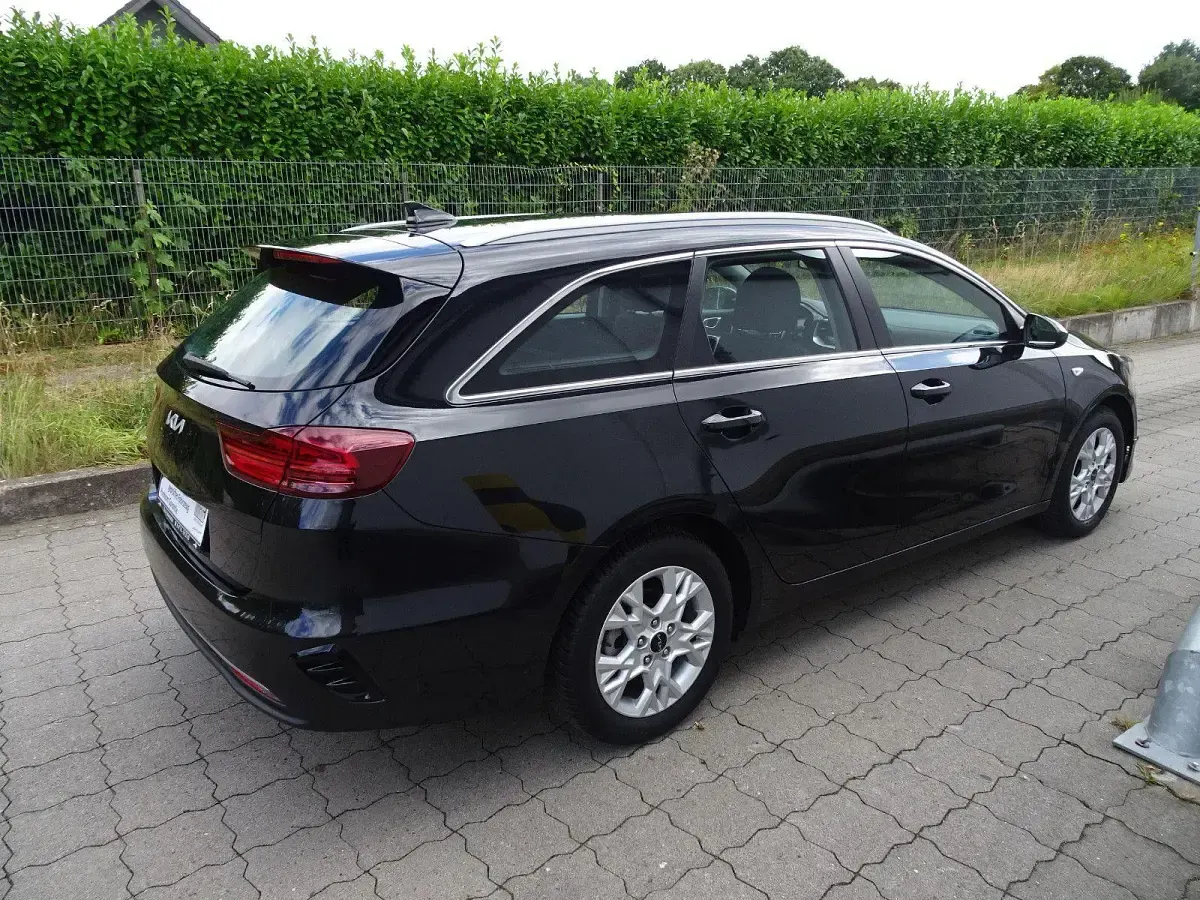 Gebraucht Kia Ceed Sportswagon 160 PS (117 kW) 2022 Schwarz Kombi