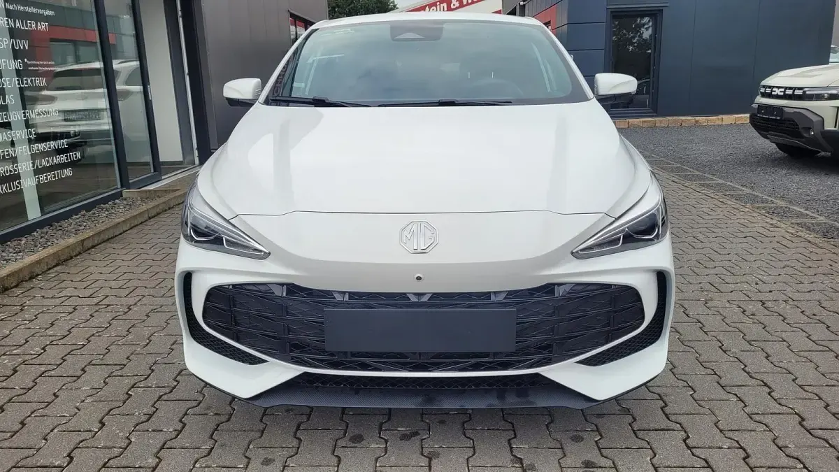 Neu MG MG3 Luxury 194 PS (142 kW) 2026 Dover weiß Kleinwagen