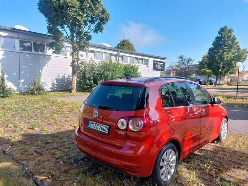 Gebraucht VW Golf Plus Cross Comfortline 86 PS (63 kW) 2011 Van / Kleinbus