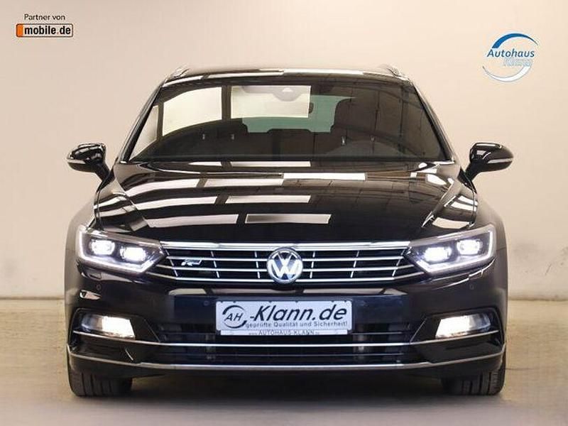 Gebraucht VW Passat R-line 190 PS (139 kW) 2018 Schwarz Kombi