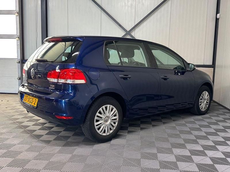 Gebraucht VW Golf VII Trendline 103 PS (75 kW) 2012 Blau Limousine