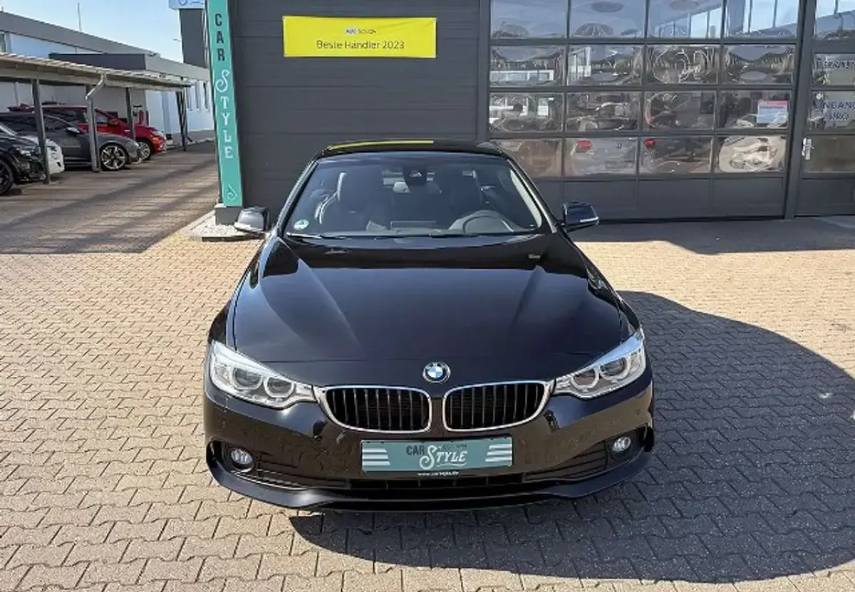 Gebraucht BMW 420 Cabriolet Sport Line 184 PS (135 kW) 2015 Schwarz Cabrio