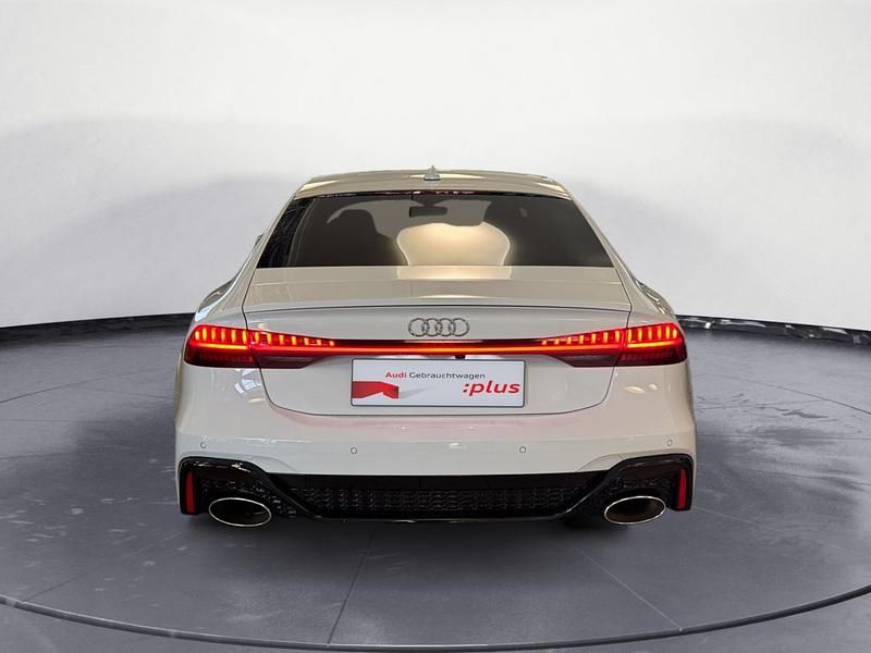 Gebraucht Audi RS7 Ambiente 600 PS (441 kW) 2022 Gletscherweiß metallic Kleinwagen