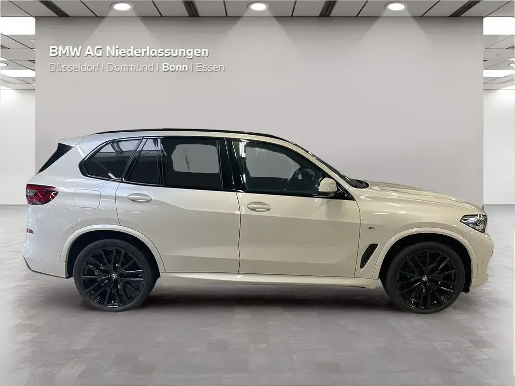 Gebraucht BMW X5 M Sport 286 PS (210 kW) 2022 Weiß SUV