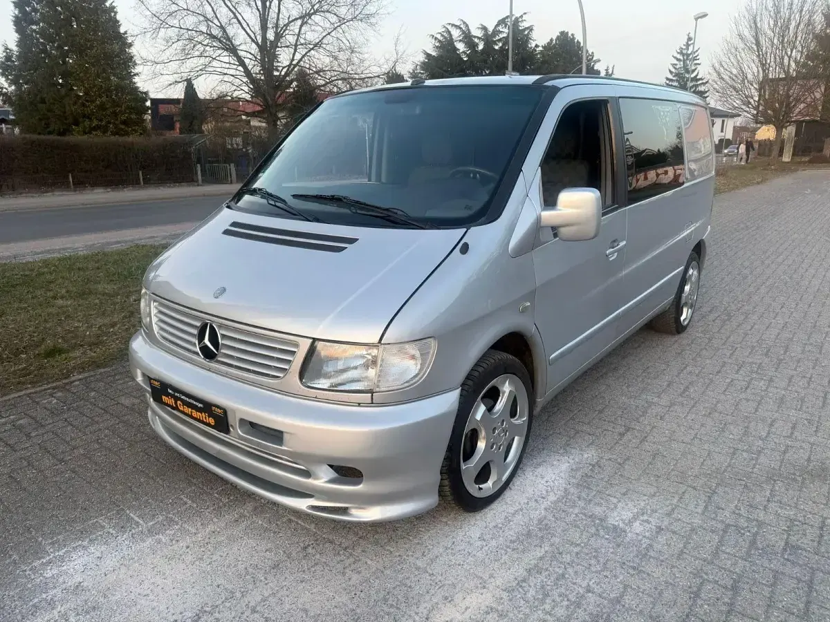 Używany Mercedes Vito 122 KM (89 kW) 2001 Srebrny Van