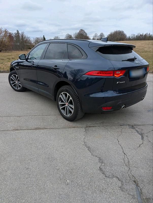 Gebraucht Jaguar F-Pace Portfolio 300 PS (220 kW) 2017 Blau SUV