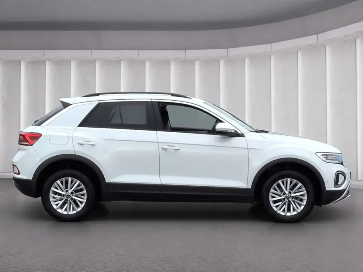 Gebraucht VW T-Roc Life 116 PS (85 kW) 2024 Weiss SUV