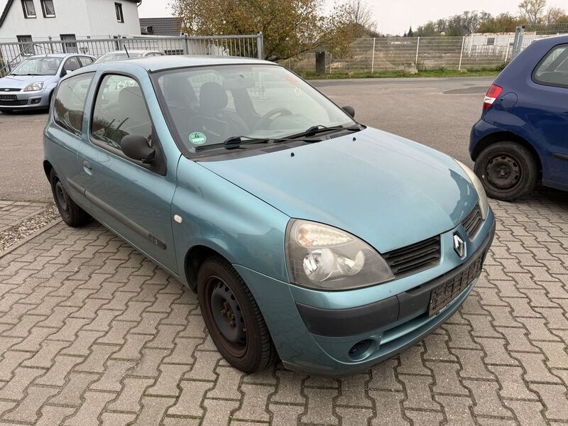 Gebraucht Renault Clio II Campus 58 PS (42 kW) 2006 Blau 0 Limousine