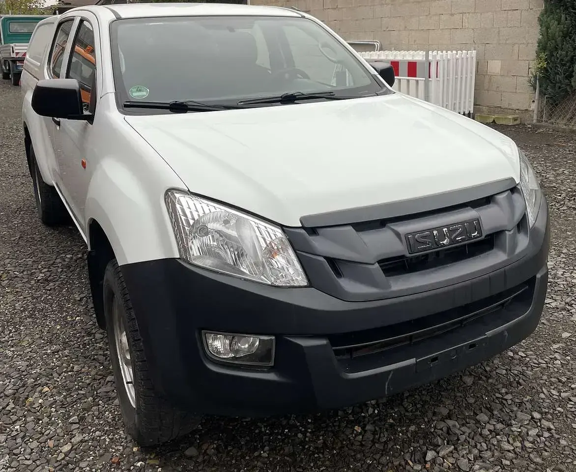 Käytetty Isuzu D-Max 163 HP (119 kW) 2016 Valkoinen Katumaasturi