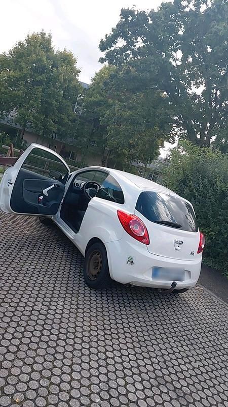 Gebraucht Ford Ka 75 PS (55 kW) 2009 Kleinwagen