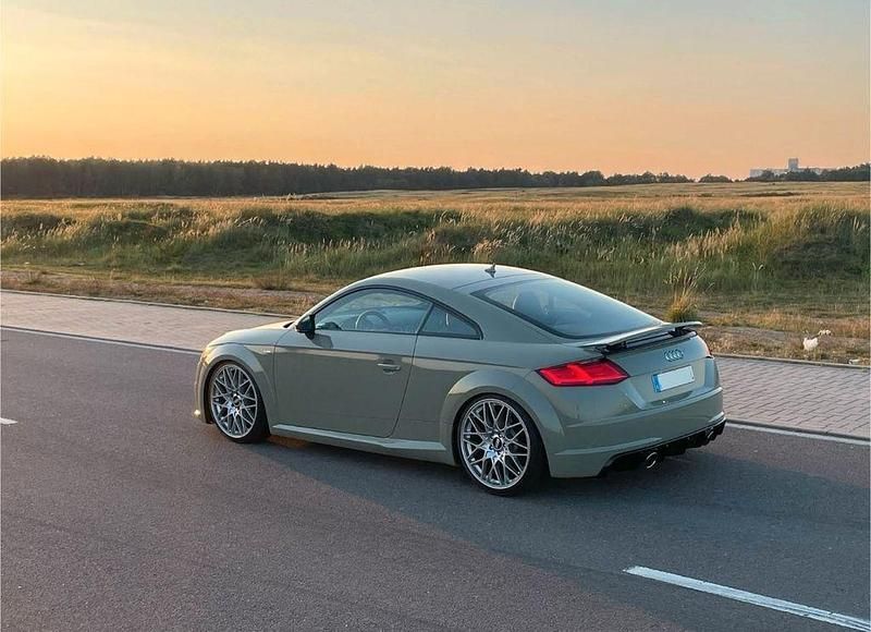 Gebraucht Audi TT S-Line 230 PS (169 kW) 2015 Silber Coupé