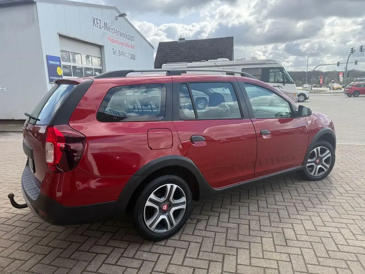 Gebraucht Dacia Logan MCV Stepway 90 PS (66 kW) 2019 Rot Kombi