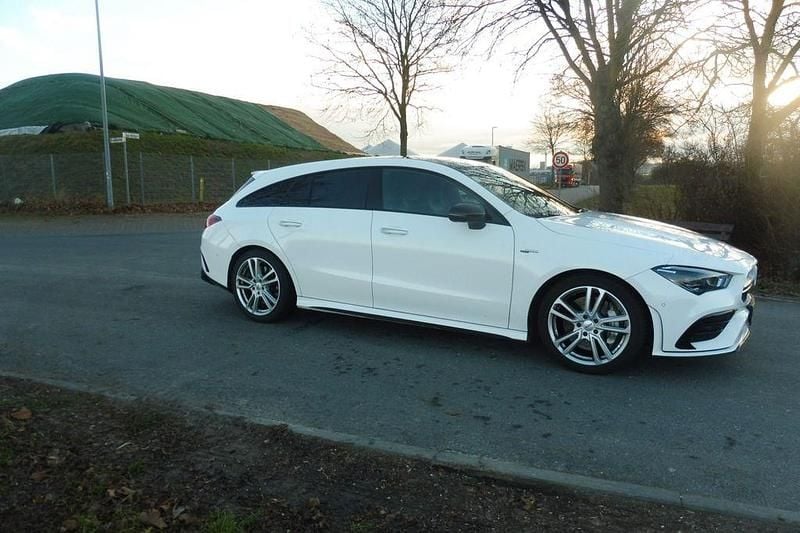 Gebraucht Mercedes CLA35 AMG Shooting Brake AMG 306 PS (225 kW) 2023 Weiß Kombi