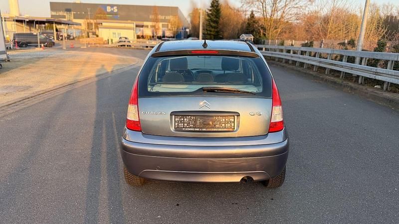 Second-hand Citroën C3 73 CP (53 kW) 2006 Albastru Berlinǎ