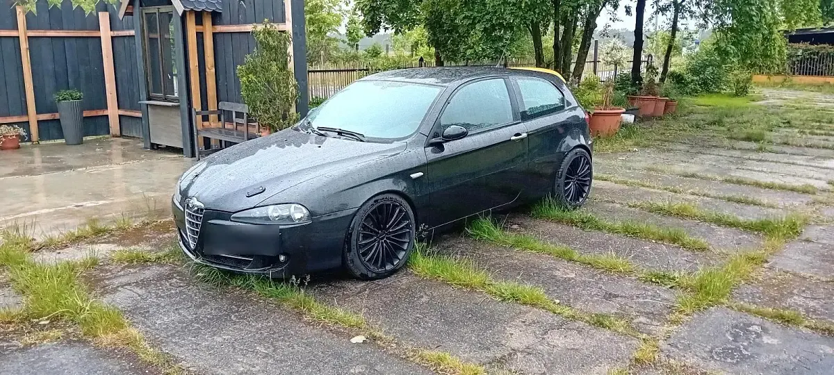 Gebraucht Alfa Romeo 147 165 PS (121 kW) 2005 Schwarz Kleinwagen