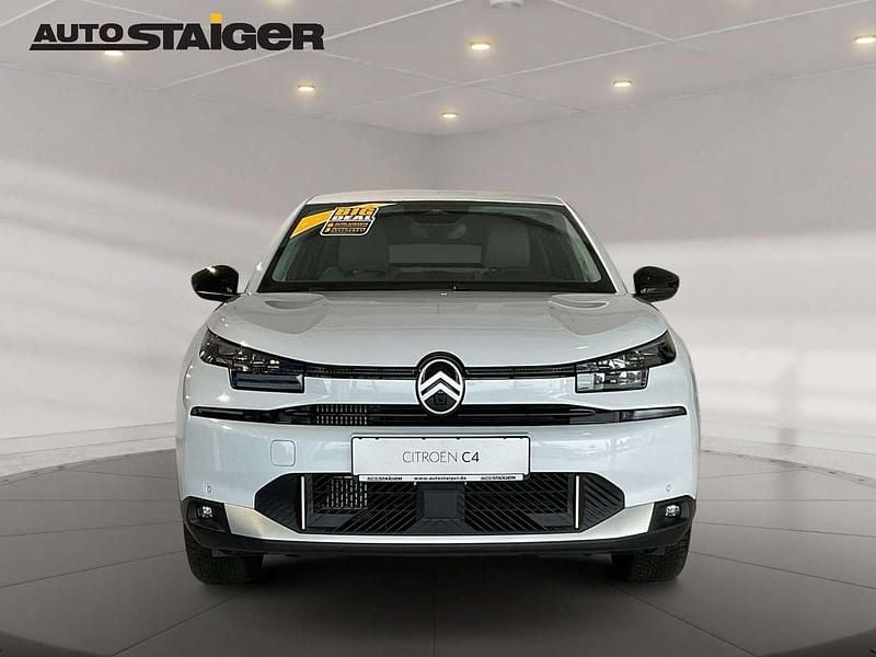 Neu Citroën C4 145 PS (106 kW) 2025 Okenitweißmetallic Limousine