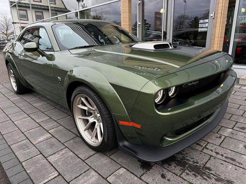 Neu Dodge Challenger 492 PS (361 kW) 2026 F8 green Coupé