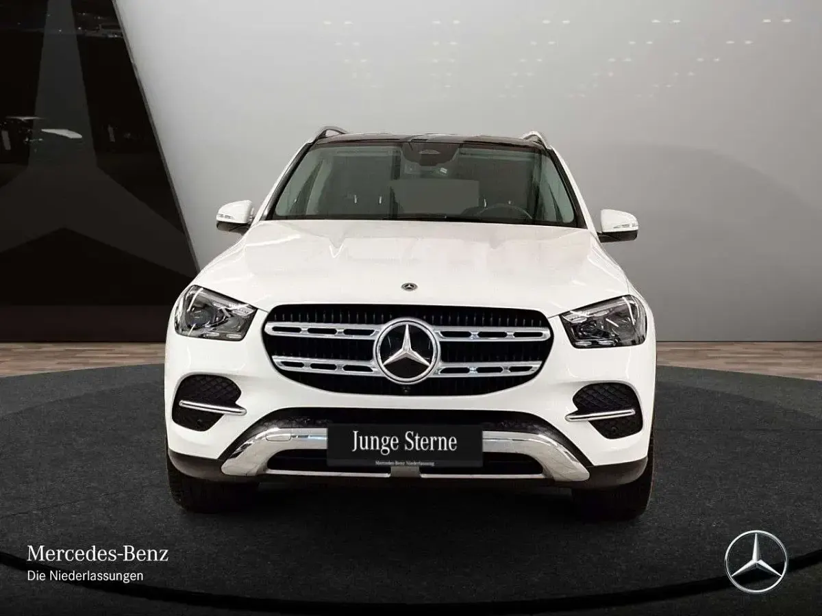 Gebraucht Mercedes GLE350 Premium 197 PS (144 kW) 2025 Polarweiß SUV