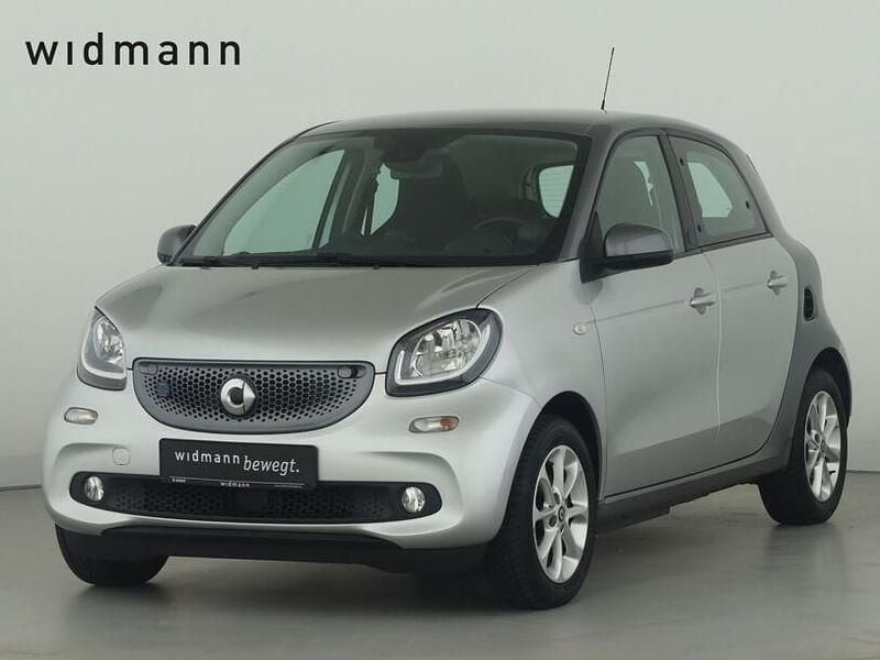Gebraucht Smart ForFour Electric Drive Passion 60 kW (82 PS) 2019 Silber Limousine