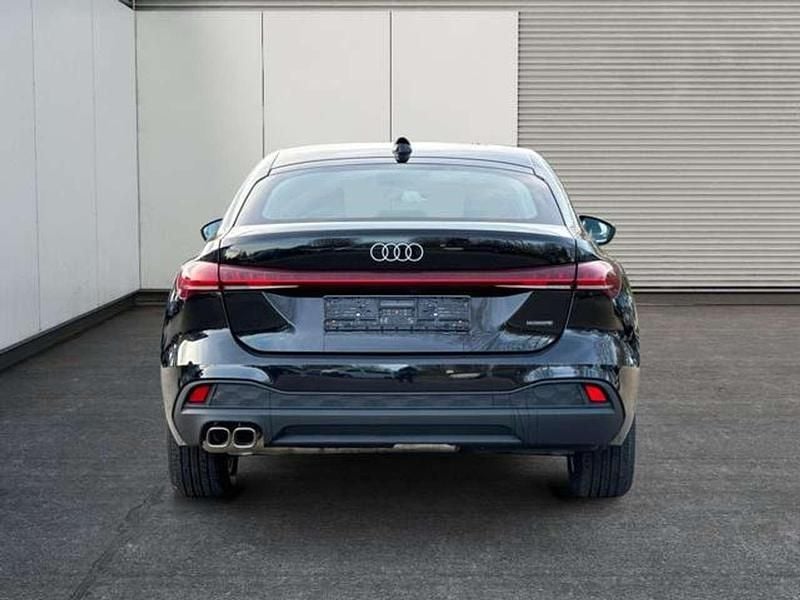 Neu Audi A5 204 PS (150 kW) 2025 Mythosschwarz metallic/schwarz Limousine