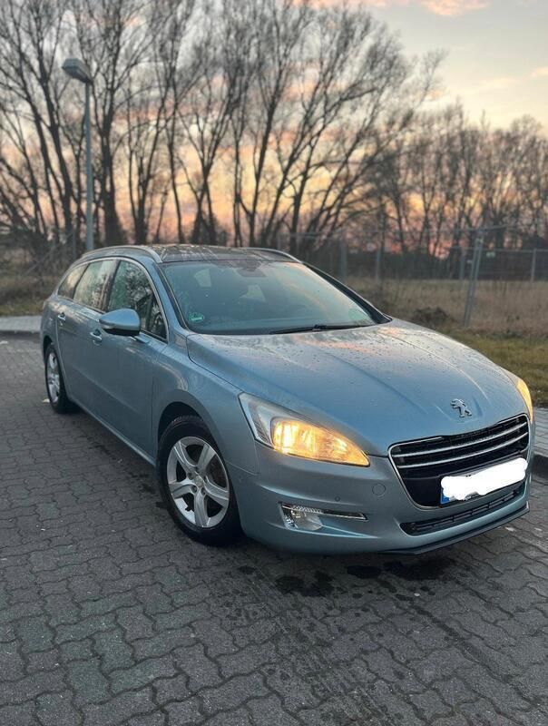 Blau Gebraucht 2011 Peugeot 508 Kombi | 4.000 € (Etwas zu teuer) - Bild 1/4