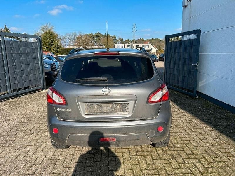 Gebraucht Nissan Qashqai 141 PS (103 kW) 2013 Grau SUV