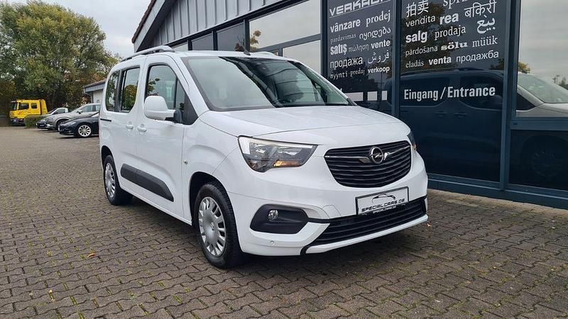 Weiß Gebraucht 2019 Opel Combo Life Edition Van / Kleinbus | 15.990 € (Superpreis) - Bild 1/4