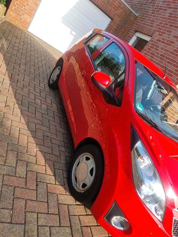 Gebraucht Chevrolet Spark LS 68 PS (50 kW) 2011 Rot Kleinwagen