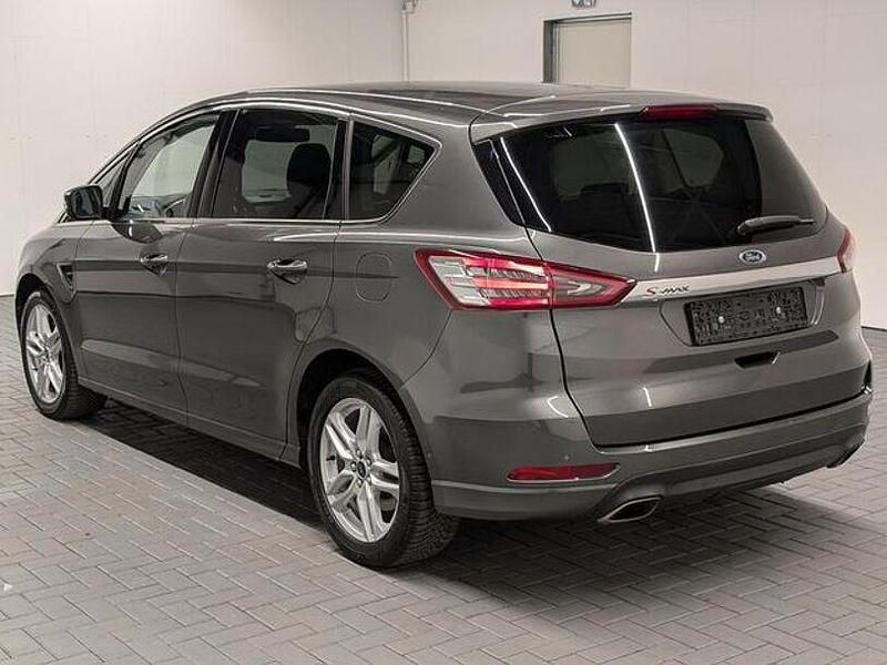 Gebraucht Ford S-MAX Titanium 241 PS (177 kW) 2017 Grau (magneticgrau (metallic)) Van / Kleinbus